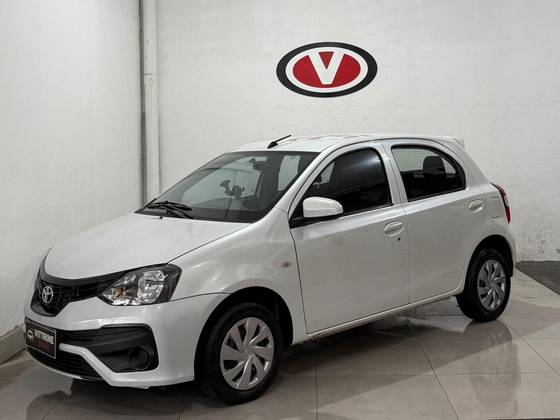 TOYOTA ETIOS 1.3 X 16V FLEX 4P AUTOMÁTICO